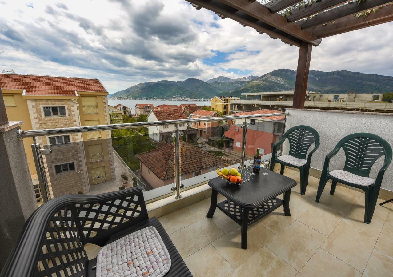 Sea Point Apart Hotel Tivat Dış mekan fotoğraf